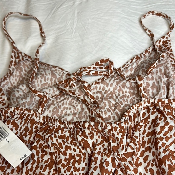 Leopard Print Sleeveless Dress - Picture 6 of 8